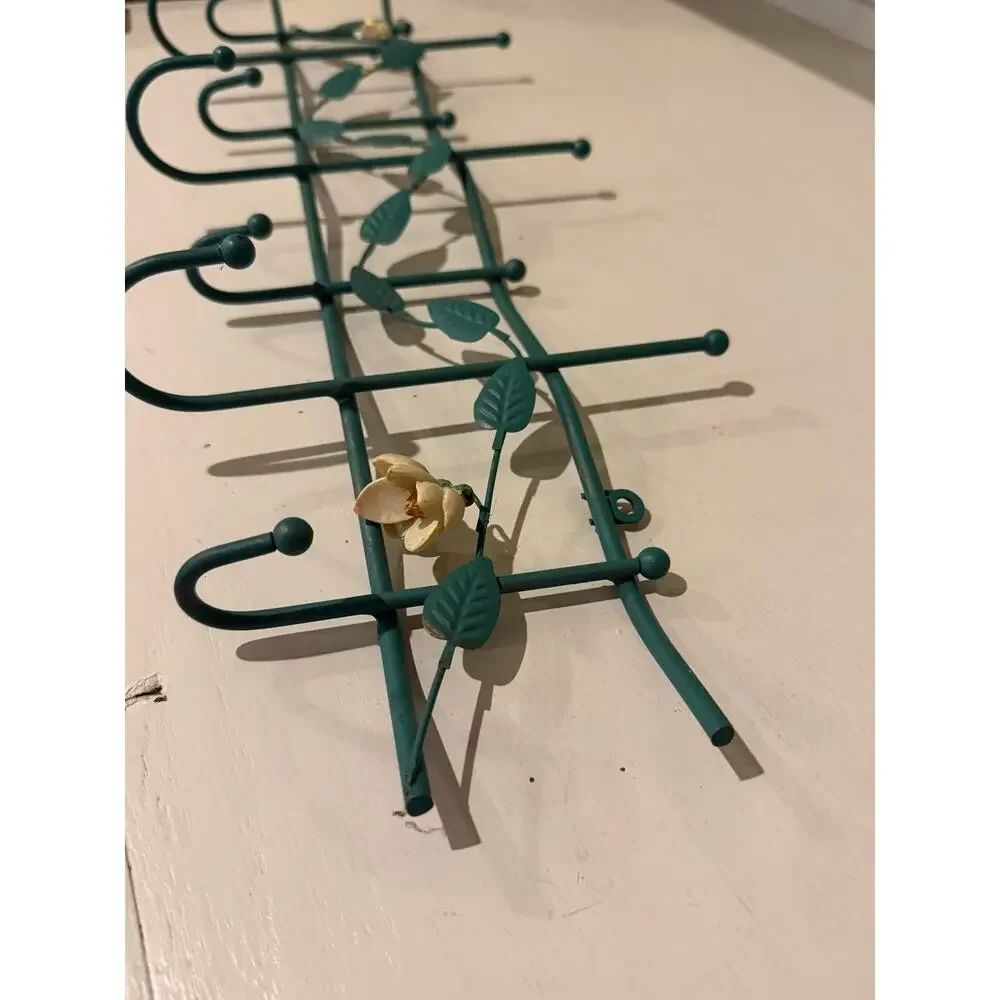 Vintage Green Metal Floral Vine Wall Rack Holder Towel Key Coat Hanger Trellis
